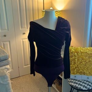 Express body contour asymmetrical top body suit